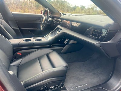 2022 Porsche Taycan Base