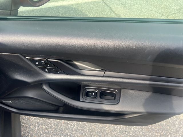 2022 Porsche Taycan Base