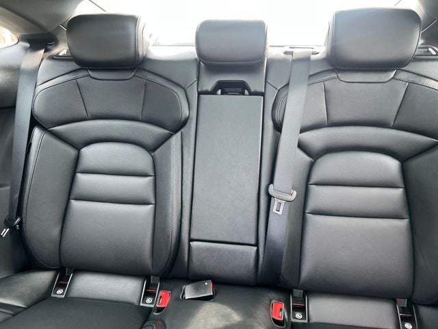 2022 Porsche Taycan Base