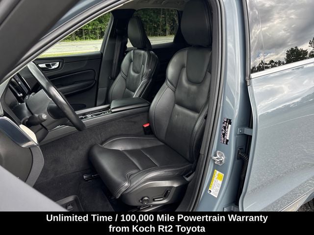 2022 Volvo XC60 B5 Inscription