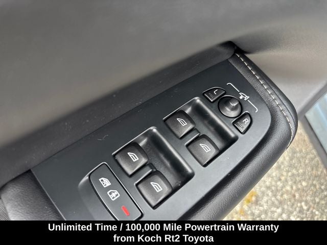 2022 Volvo XC60 B5 Inscription