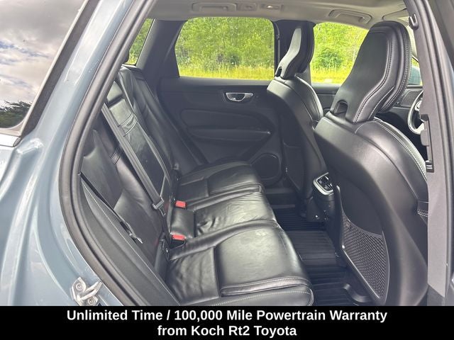 2022 Volvo XC60 B5 Inscription