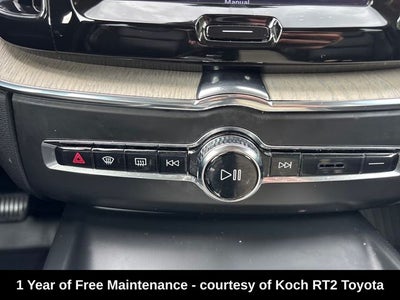 2022 Volvo XC60 B5 Inscription