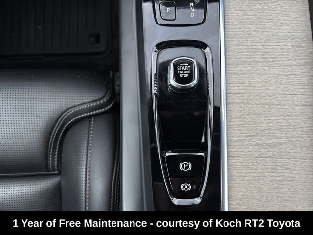 2022 Volvo XC60 B5 Inscription