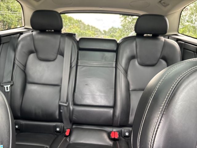 2022 Volvo XC60 B5 Inscription