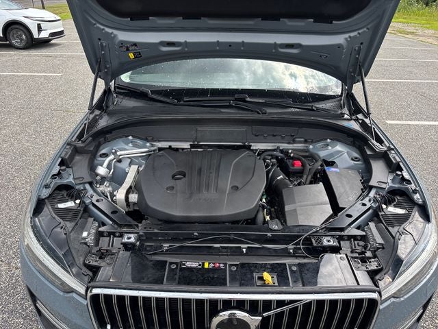 2022 Volvo XC60 B5 Inscription