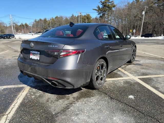 2024 Alfa Romeo Giulia Veloce