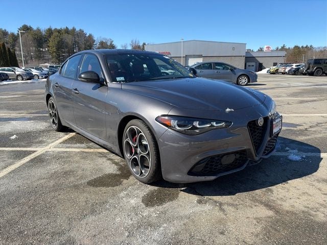2024 Alfa Romeo Giulia Veloce