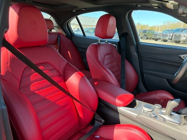 2024 Alfa Romeo Giulia Veloce