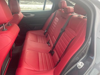 2024 Alfa Romeo Giulia Veloce