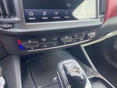 2022 Maserati Levante Modena